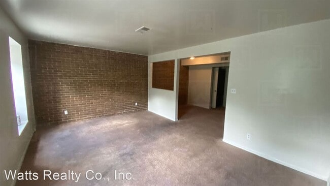 Building Photo - 904 Milstead Rd