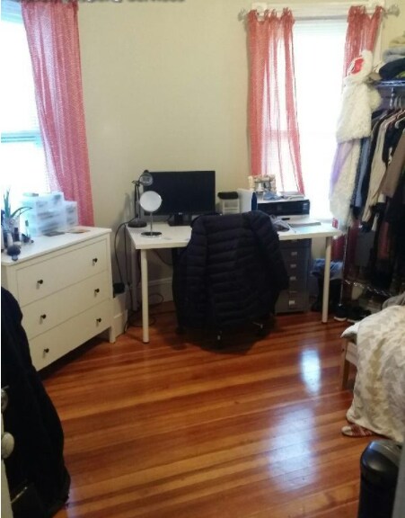 Building Photo - 65 Hillside St