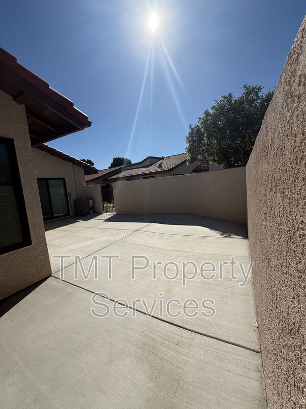 Building Photo - 1219 Jackie Ln