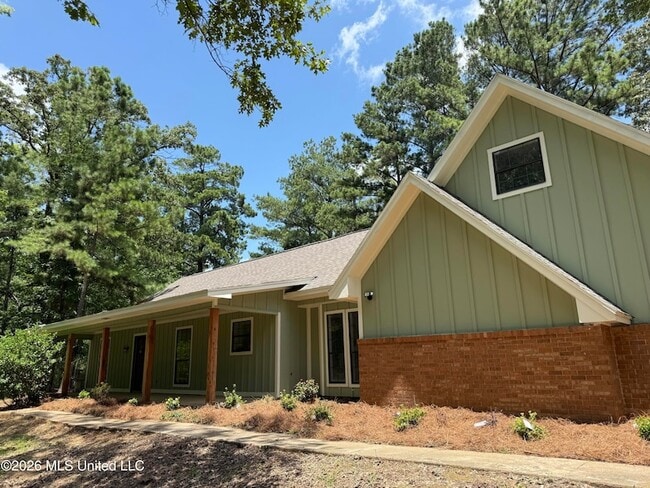 Building Photo - 107 Oklahoma Dr