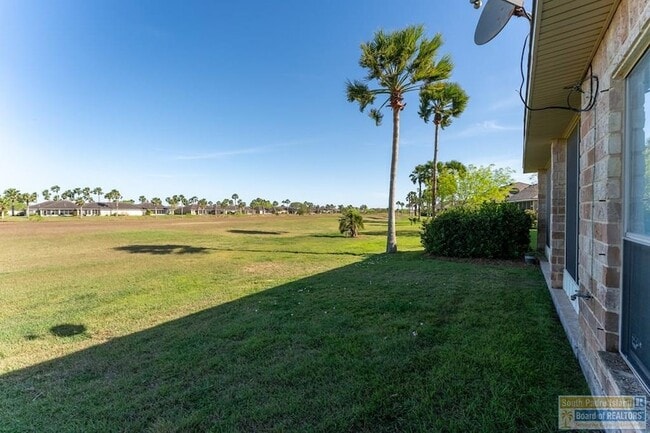 Building Photo - 29 Torrey Pines Dr