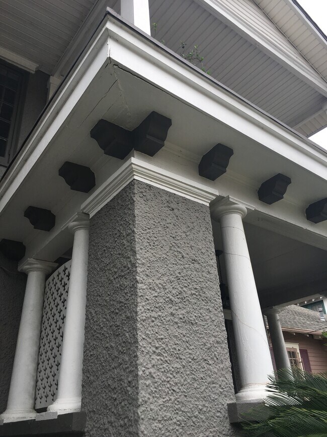 Building Photo - 1700 Seventh St