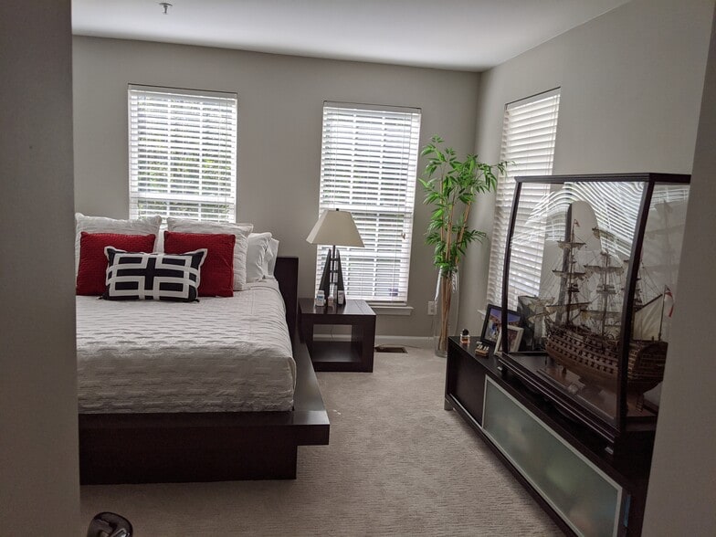 Primary bedroom #2 - 316 Cross Green St