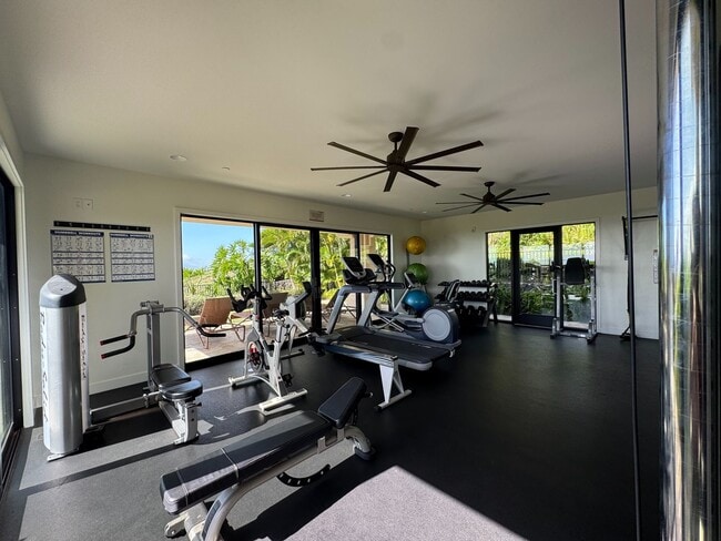 Building Photo - Wailea Gateway
