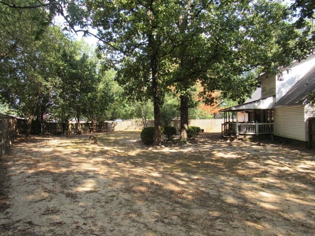 Building Photo - 32 Cinderwood Cove