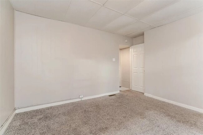 Building Photo - 23 Millbridge St