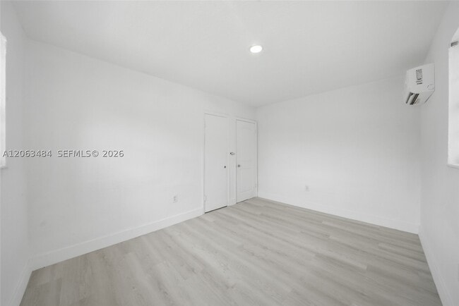 Building Photo - 1846 NW 43rd St