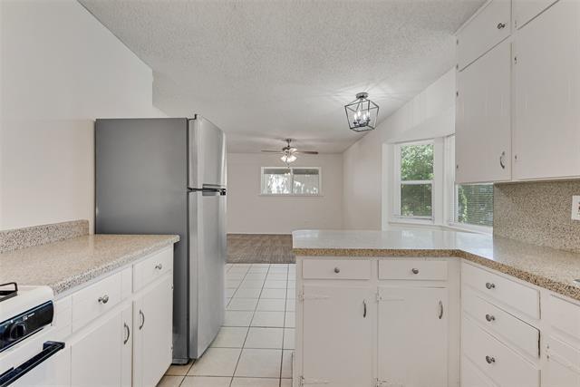 Building Photo - 333 Lena Ln