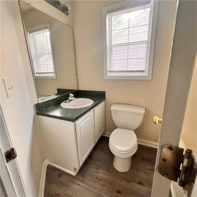 Building Photo - 3698 Sapphire Ct