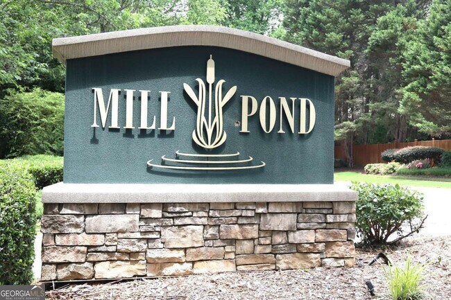 Primary Photo - 308 Mill Pond Ct SE