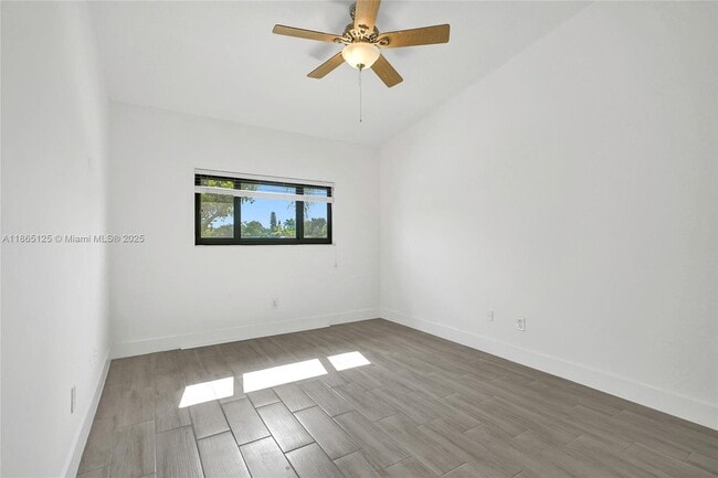 Building Photo - 4163 SW 85th Ave