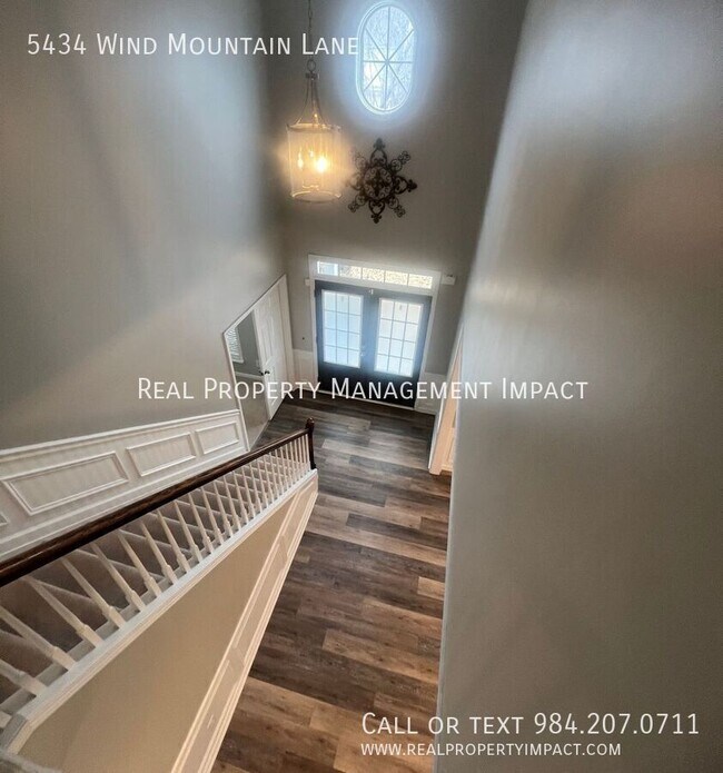Building Photo - 5434 Wind Mountain Ln