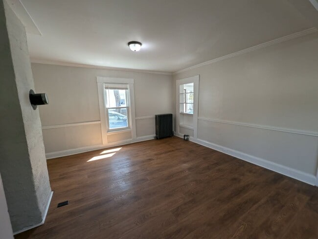 Building Photo - 258 Essex St