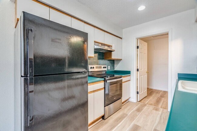 Building Photo - 1306 Glenda Dr