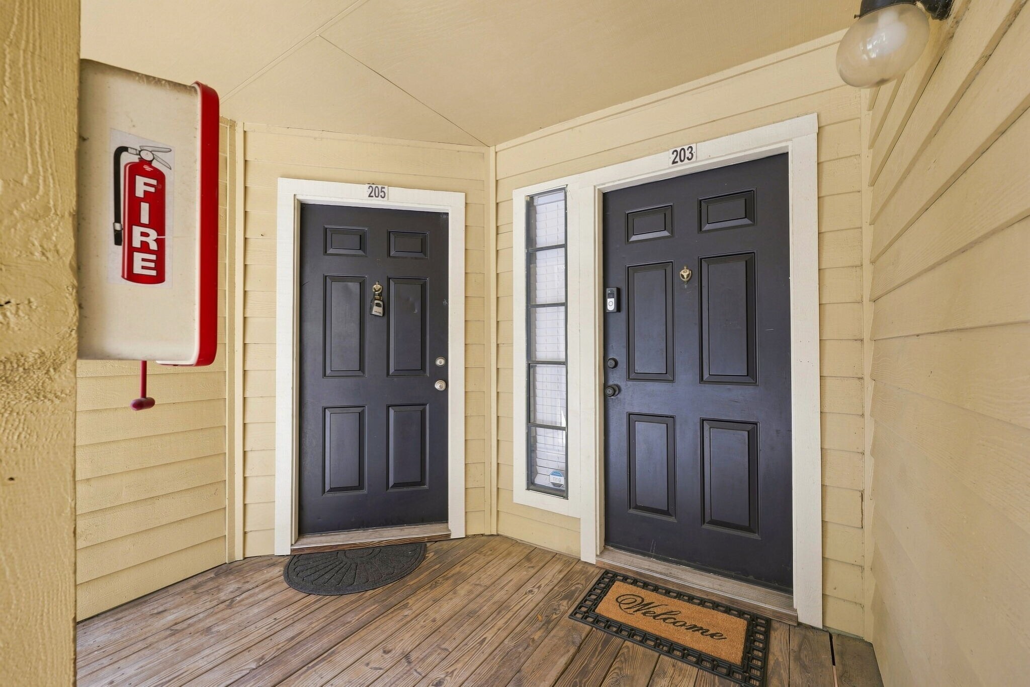 Building Photo - 8630 Mallard Reserve Dr
