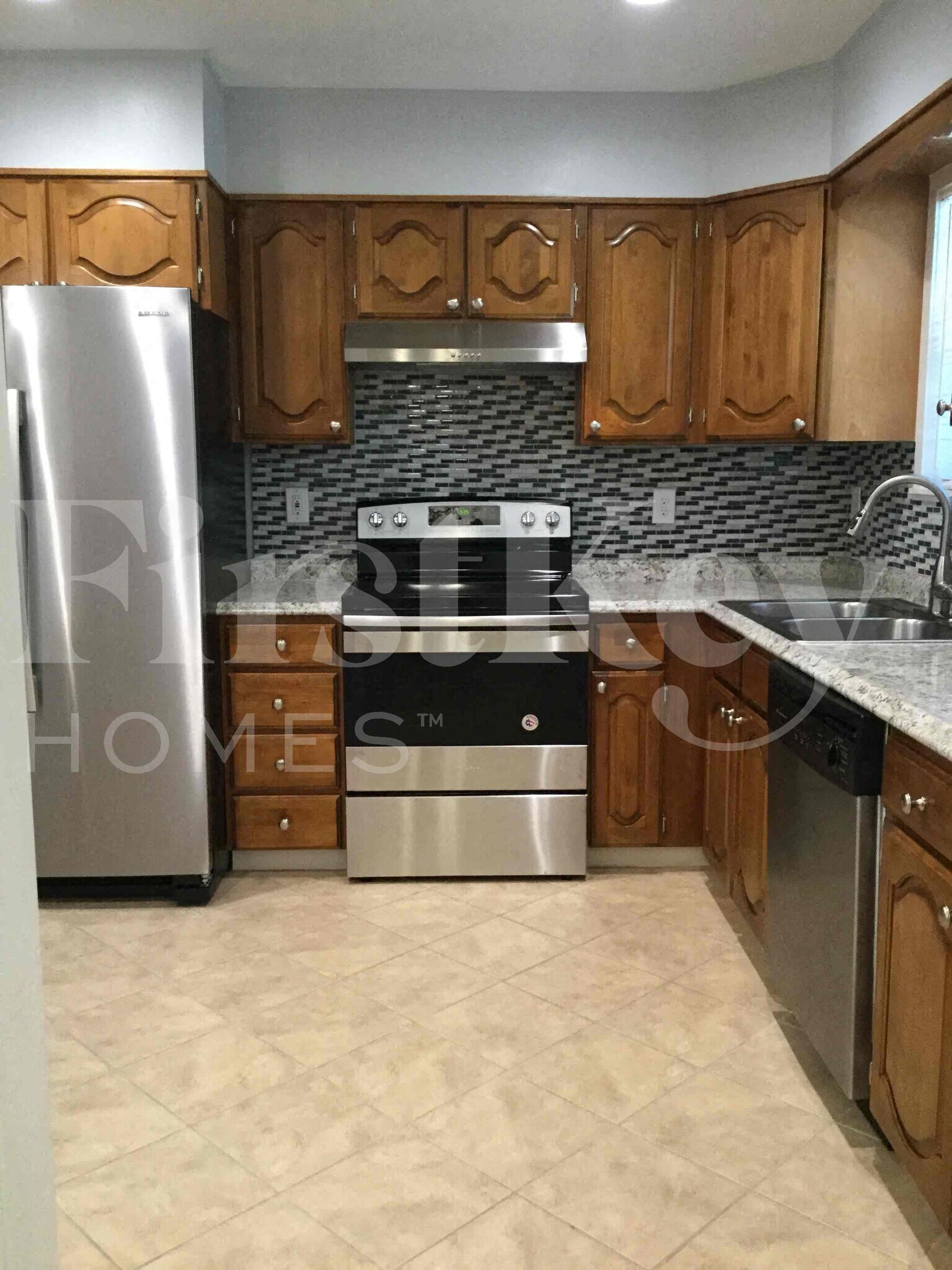 Building Photo - 8894 Raven Dr