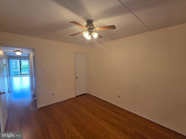 Building Photo - 9906 Bustleton Ave