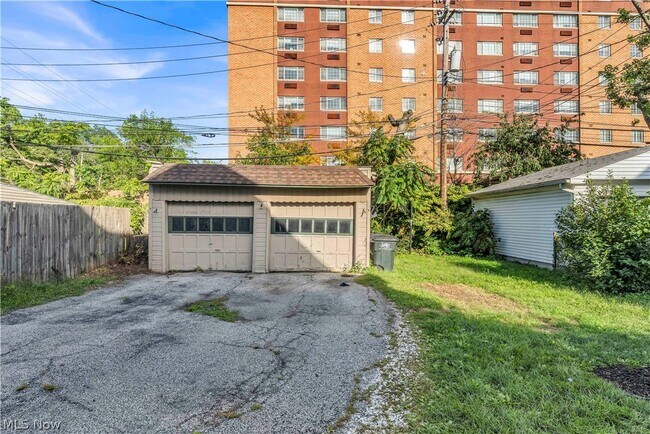 Building Photo - 1347 Marlowe Ave