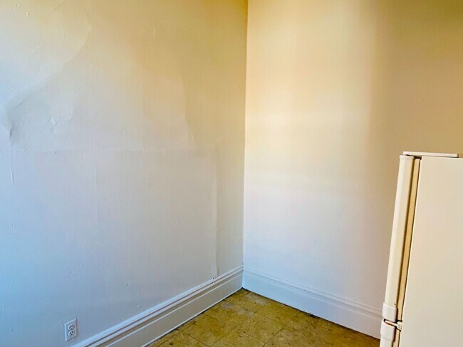 Building Photo - 2601 Park Avenue