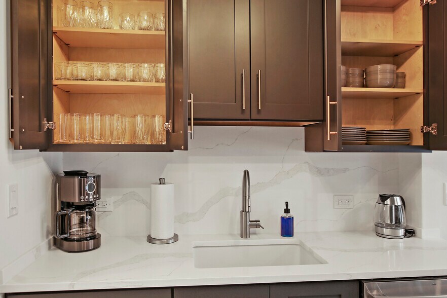 Building Photo - 1516 Lee St