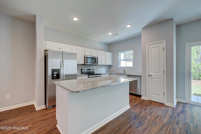 Building Photo - 9096 Laurel Bay Ln