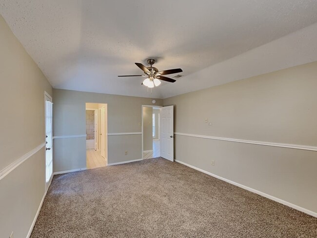 Building Photo - 6610 Bellfield Manor Ln