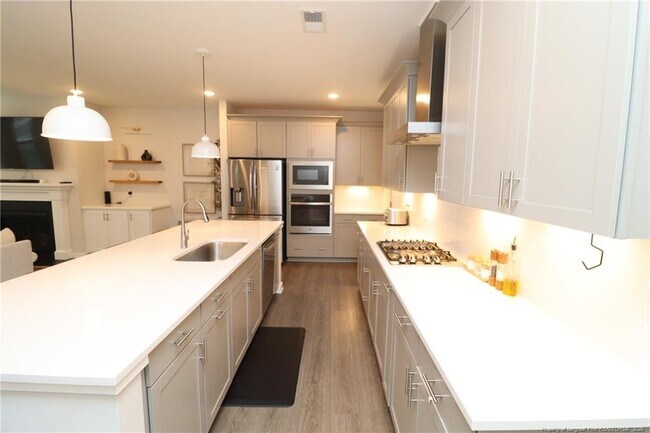 Building Photo - 2151 Maggie Vly Dr