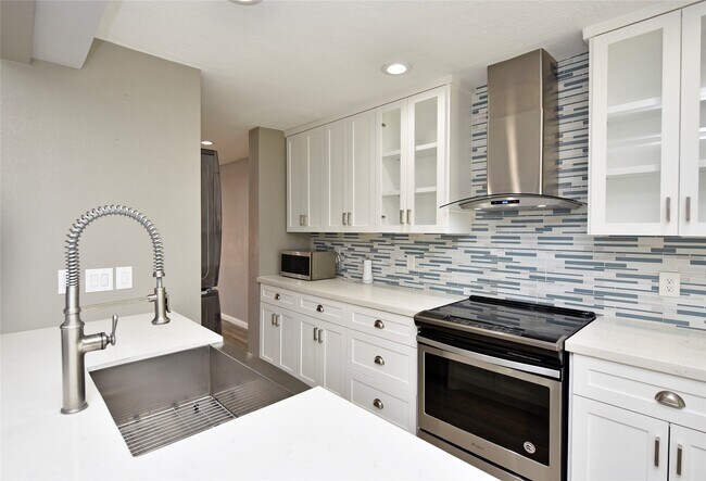 Building Photo - 14573 Misty Meadow Ln