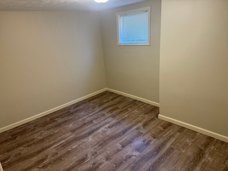 Building Photo - 4642 Bancroft Ave