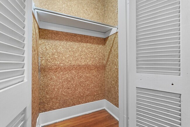 Building Photo - 6656-6656 Woodwell St