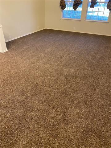 Building Photo - 2725 Hyde Park Dr