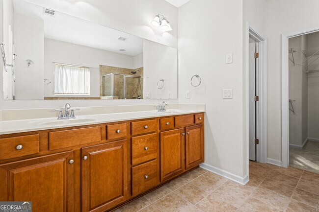 Building Photo - 7911 Brass Lantern Dr