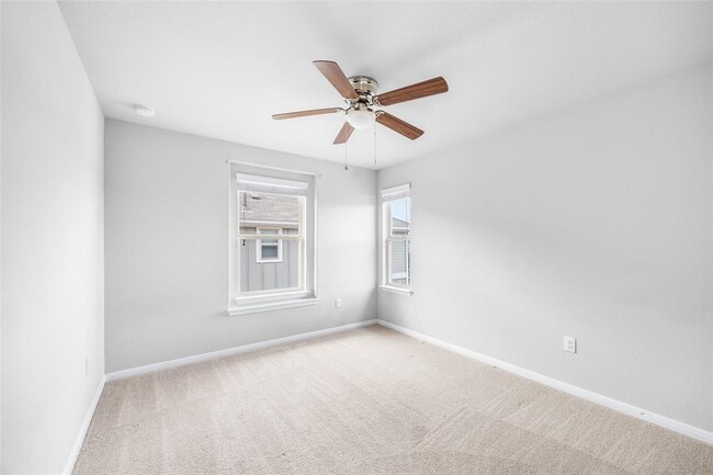 Building Photo - 366 Eagle Brook Ln