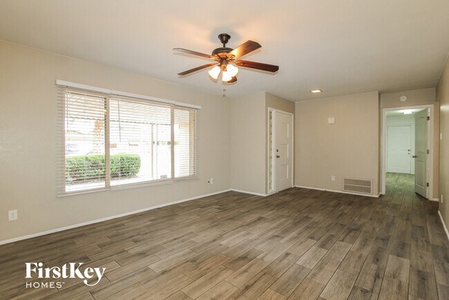 Building Photo - 15234 N 51st Dr