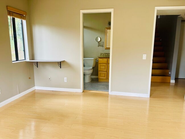 Building Photo - 4866 Via Colina