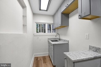 Building Photo - 126 N Wycombe Ave