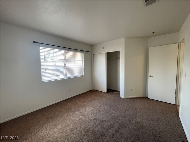 Building Photo - 1012 Rainbow Cliff Ct