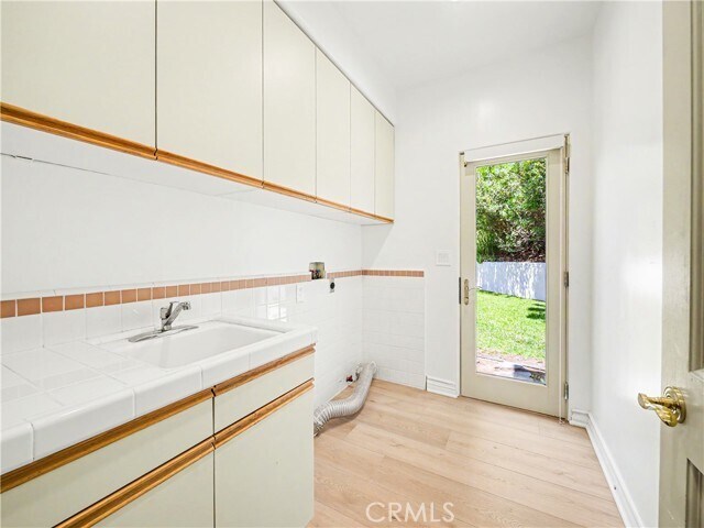 Building Photo - 3907 Peartree Pl