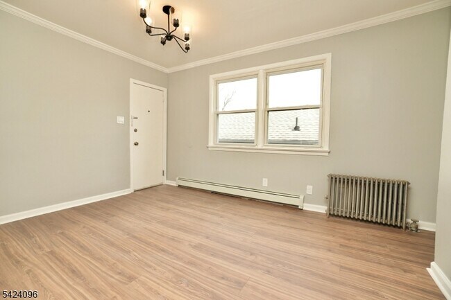 Building Photo - 111 Willow St