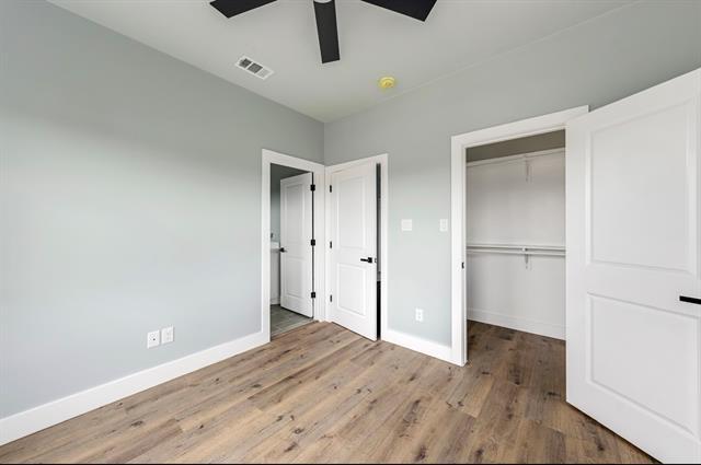 Building Photo - 1113 E Oleander St