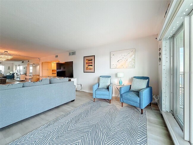 Building Photo - 400 64th Ave