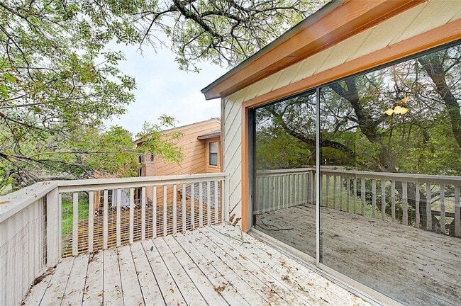 Building Photo - 41 Cypress Fairway Village