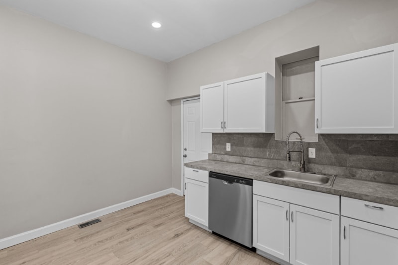 Building Photo - 3231 Taft Ave