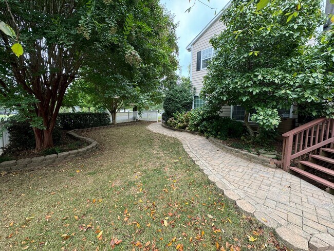 Building Photo - 17115 Grenache Ct