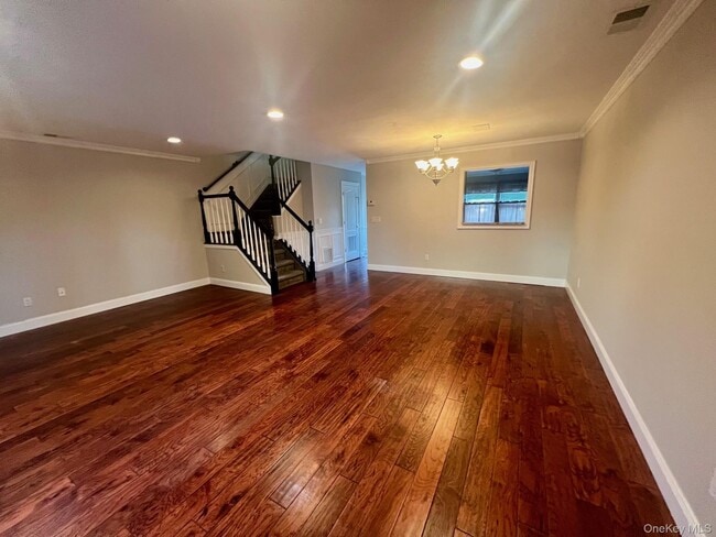 Building Photo - 28 Stratford Rd