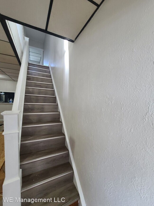 Building Photo - 3 br, 1 bath House - 6527 Allman