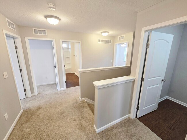 Building Photo - 2132 Canter St