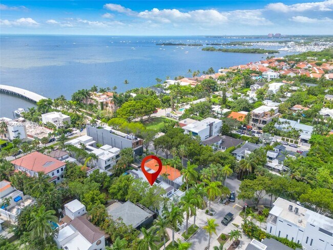 Building Photo - 1826 Fairhaven Pl