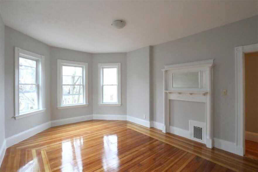 Building Photo - 21 Granite St