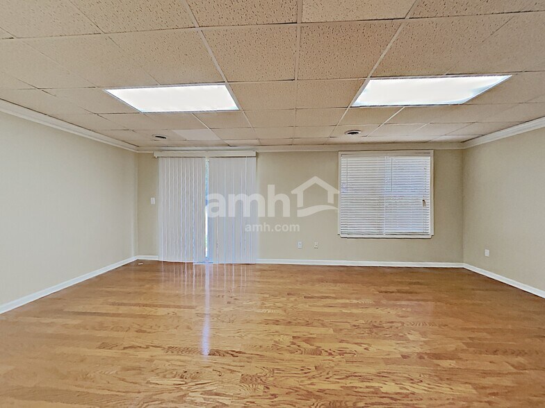 Building Photo - 3560 Andrea Lee Ct